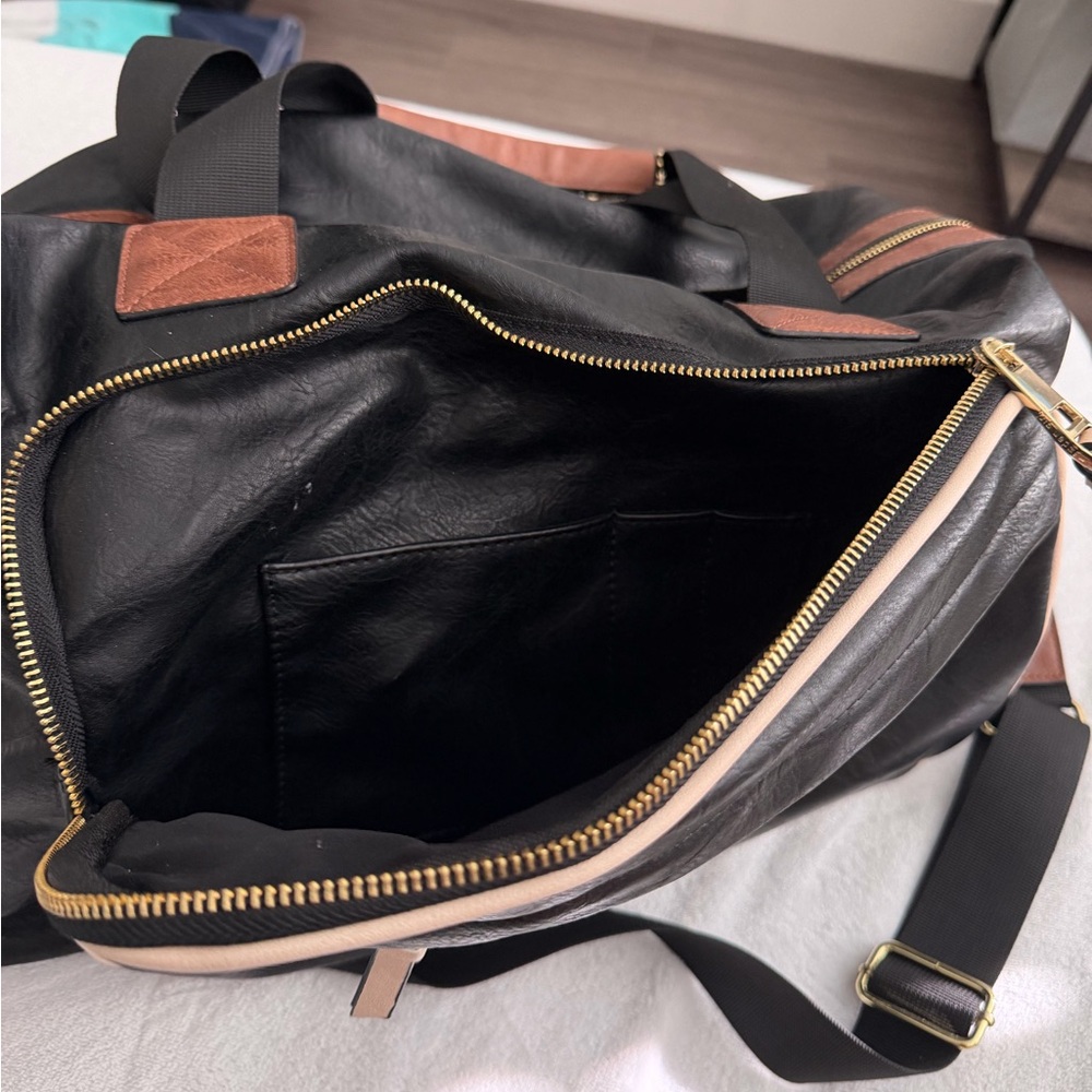 Black and Brown Travel Duffle Bag - Classic Weekend Bag - Picture 5 of 6